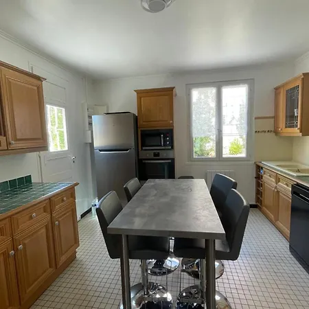 Beautiful And Spacious House Near The Sea Holiday home